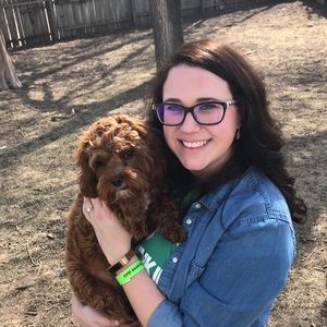 Meet your Posher, Emily